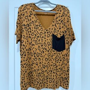 KYTE BABY Leopard Print V-Neck Top